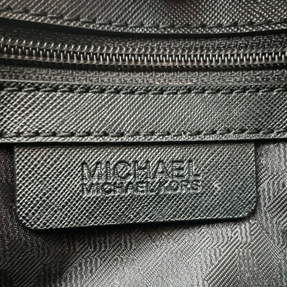 Michael Kors Satchel with Dust Bag - Picture 12 of 15